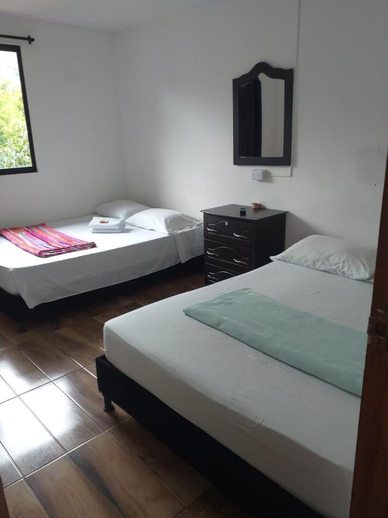 Hostal Y Cabanas Los Juanes Jardín Exterior foto